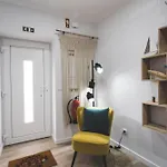 Apartment 100 - Point Break 12 *