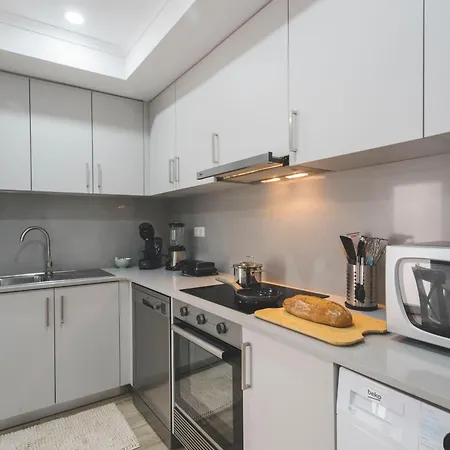 アパート 100 - Point Break 12